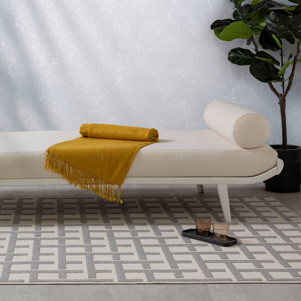 Antibes AN03 White/Grey Grid Rug