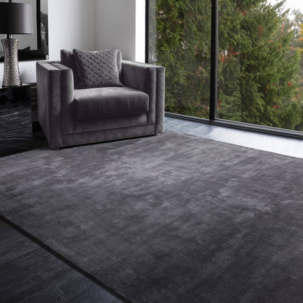 Chrome Lead Rug