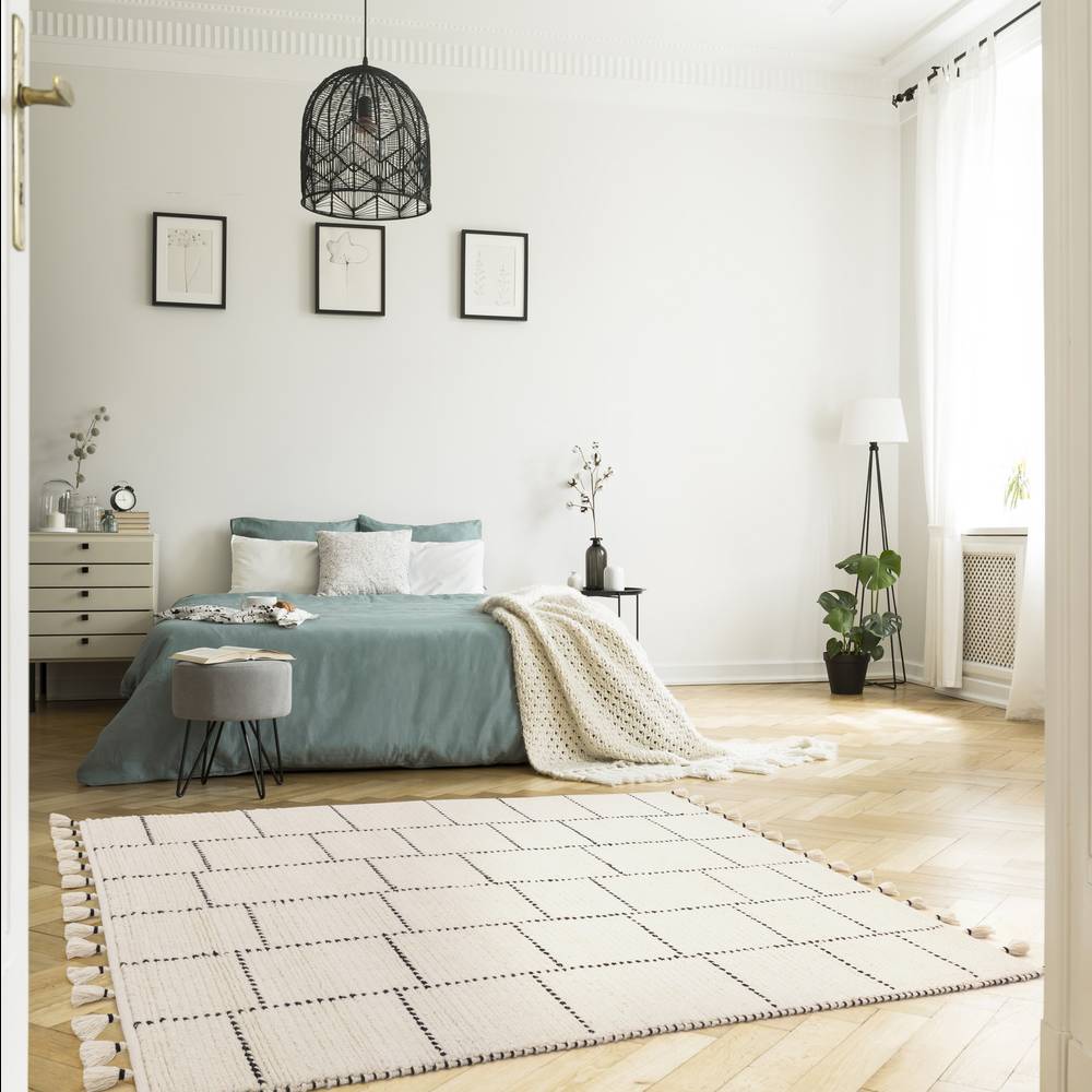 Nepal Cream/Black Tile Rug