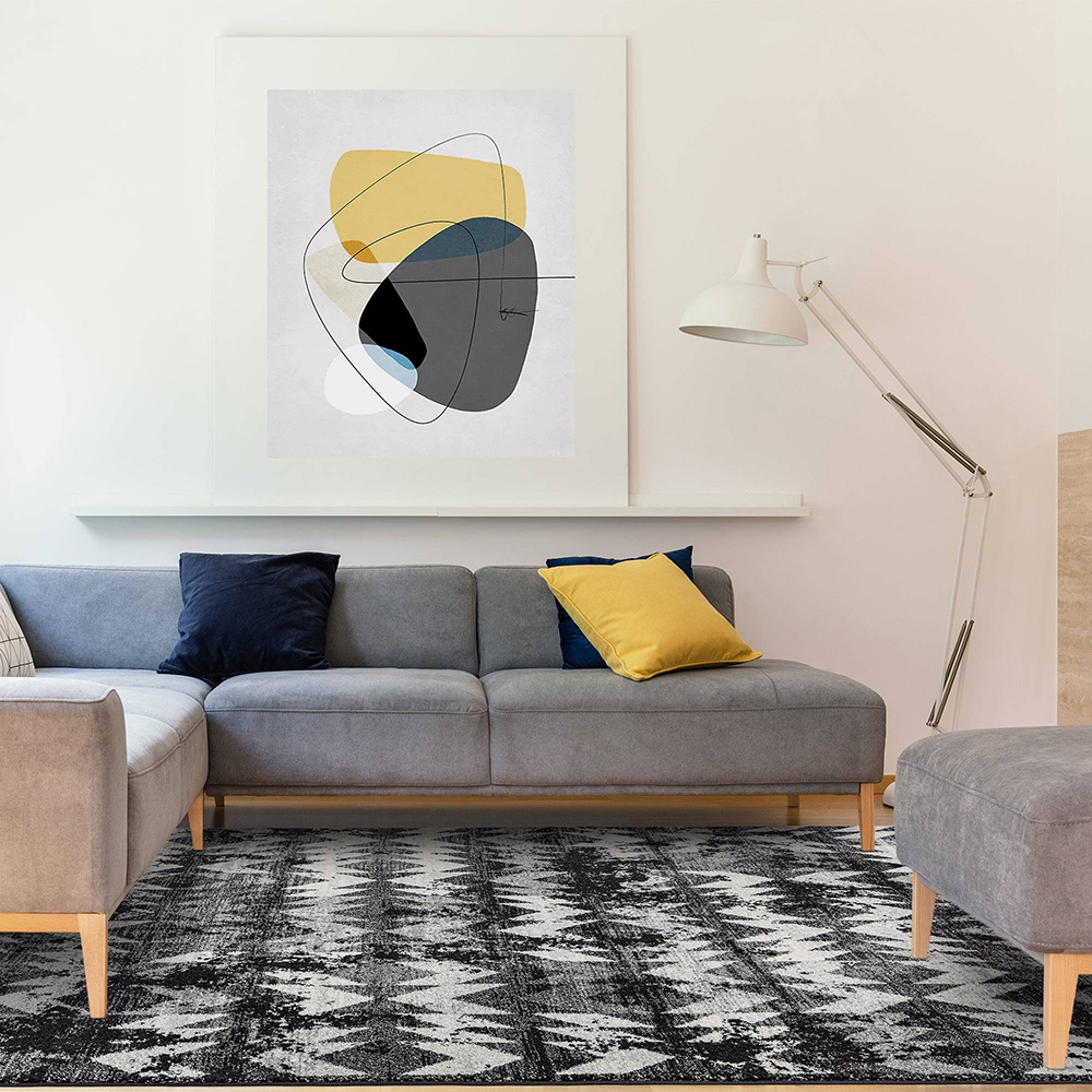 Nova NV28 Chevron Black Rug